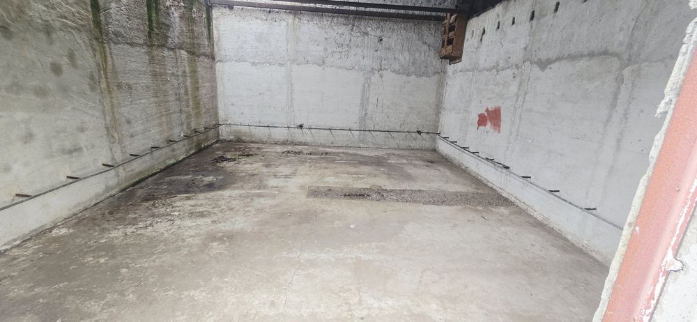 Hala cu teren de 10000mp intravilan