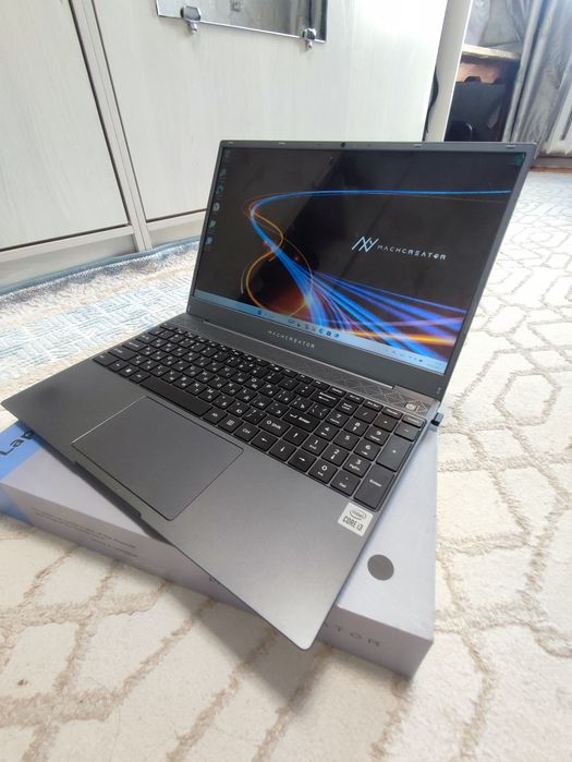 Продам ноутбук machcreator core i3