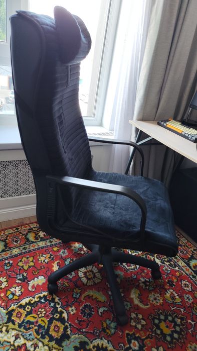 Продам кресло руководителя