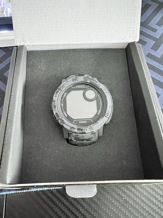 Умные, спортивные часы GARMIN