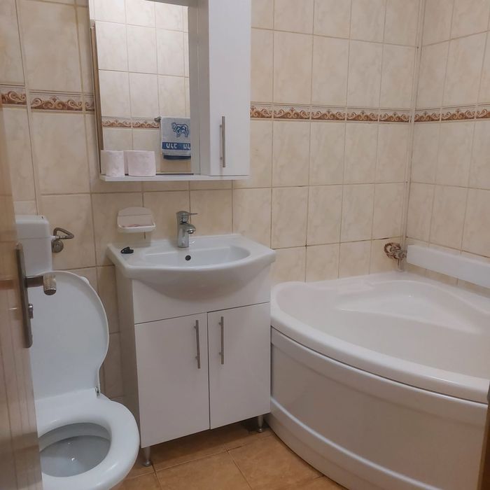Apt 2 camere de închiriat