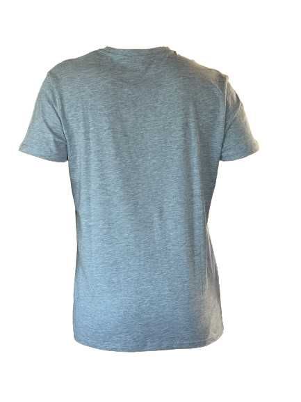 Tricou bărbătesc cu imprimeu.