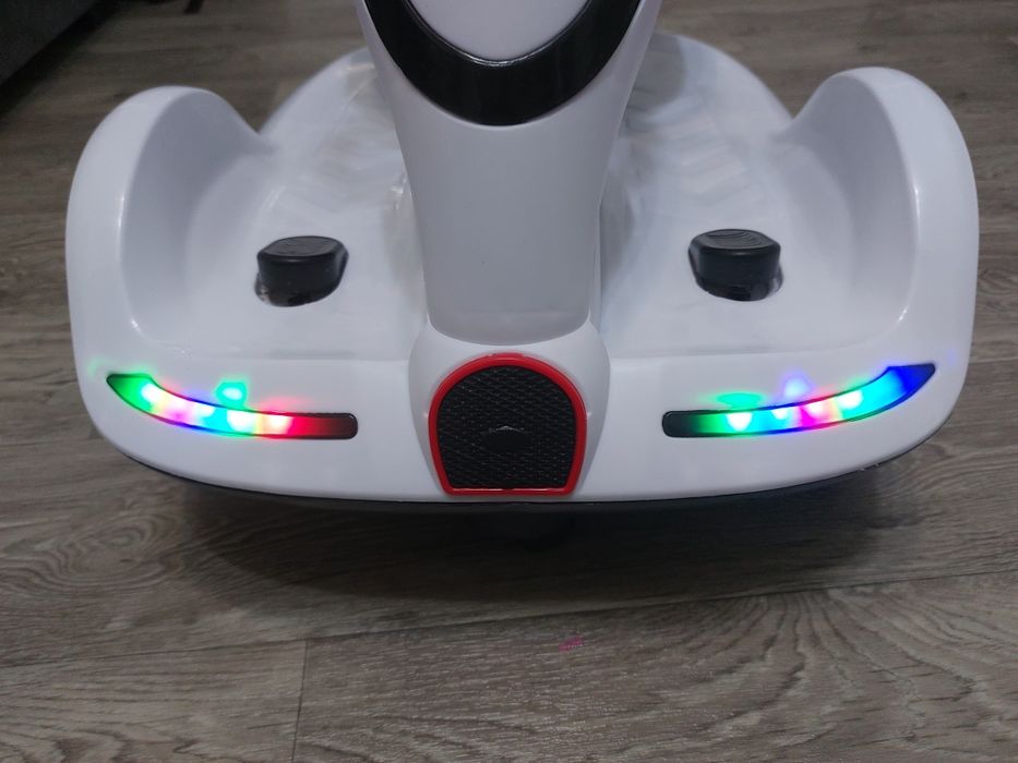 Электромобиль детский