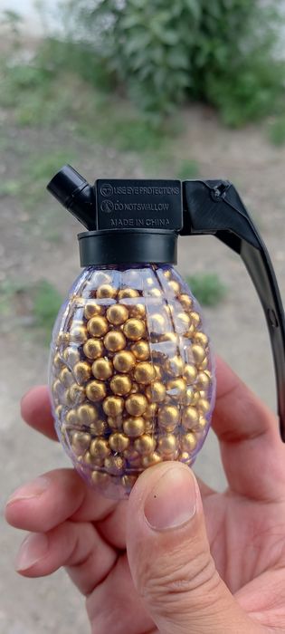 игрушечный пистолет