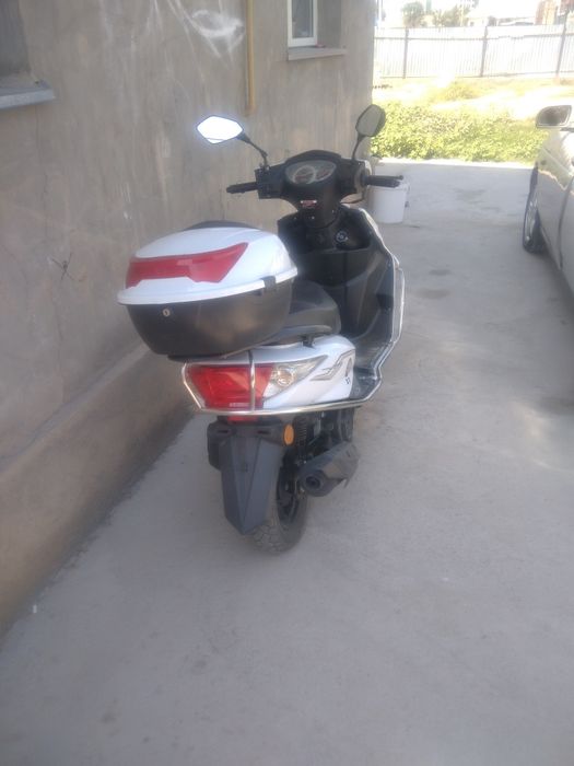 Скутер М8  зидан