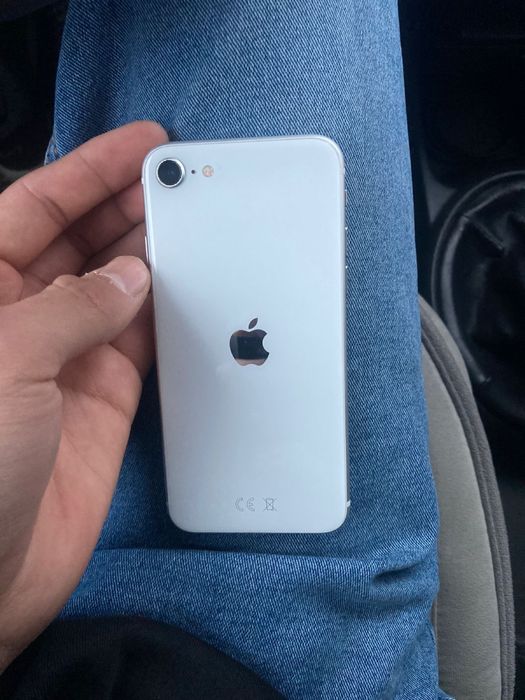Iphone Se 2020 сатылады срочнооо