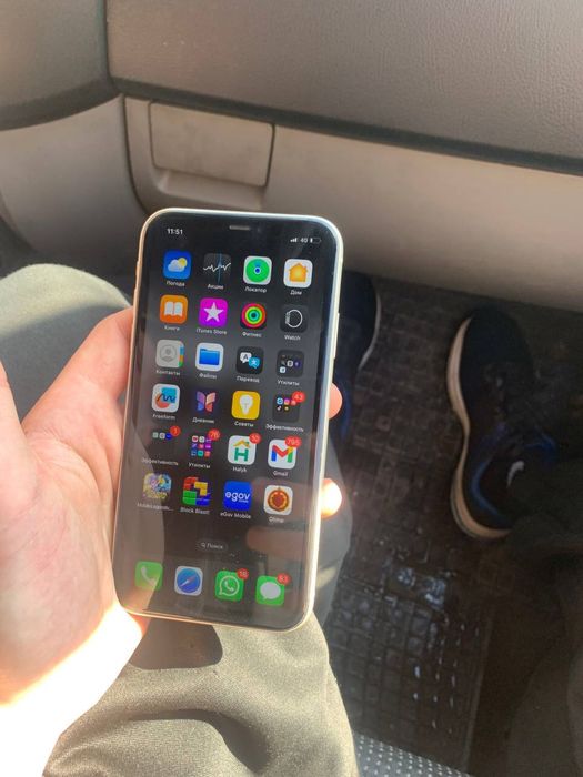 Продам айфон 11 торг
