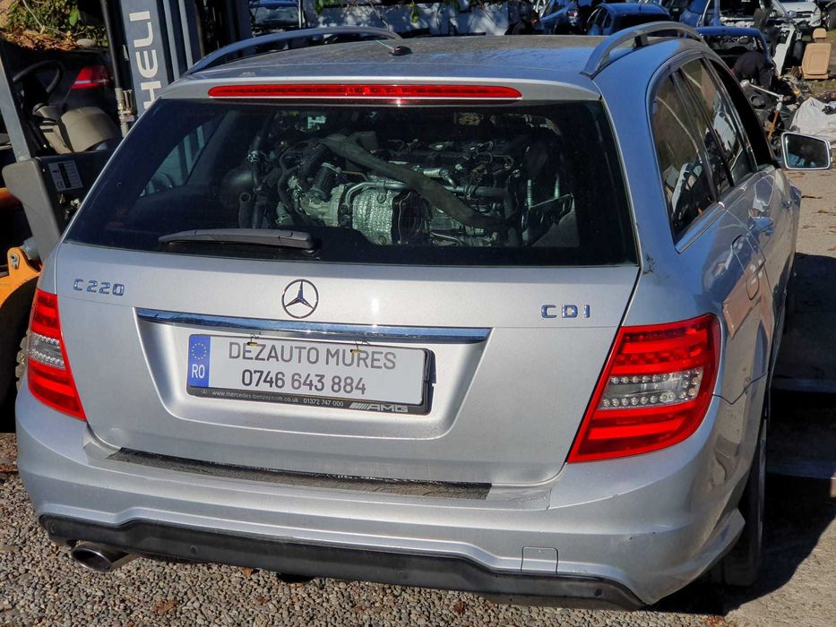 Dezmembrez Mercedes C Class W204 C220 2.2CDI Sport 2012