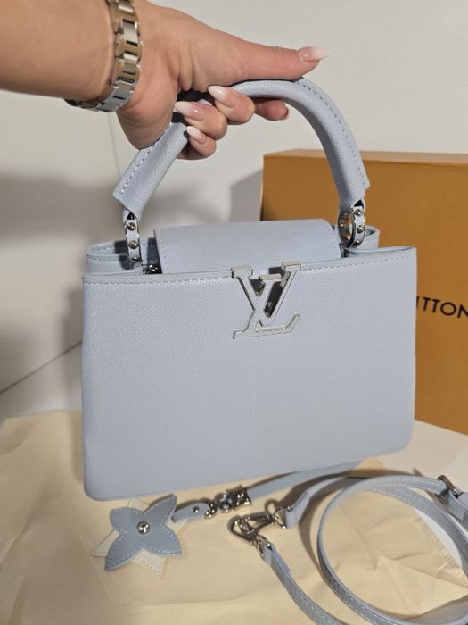 Дамска чанта Louis Vuitton Capucines
