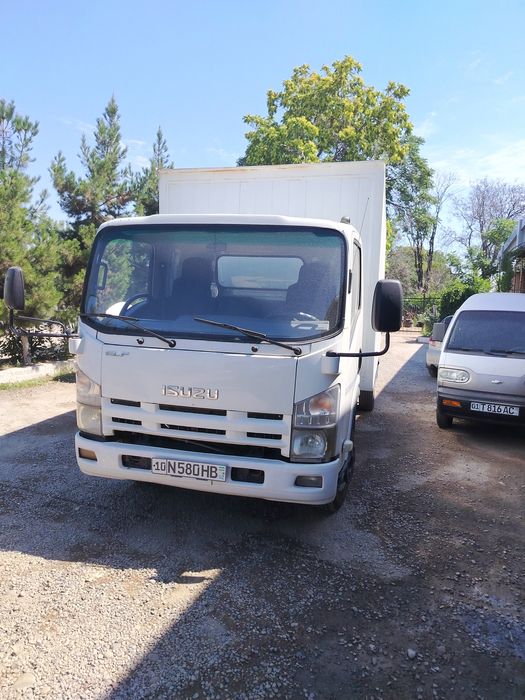 Isuzi sotiladi 23000$