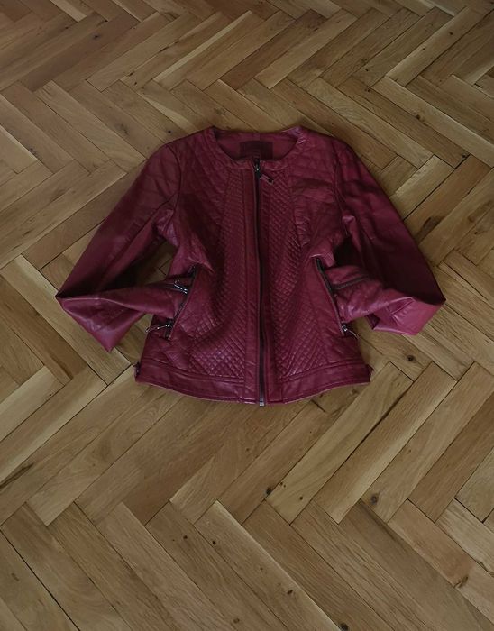 Дамско кожено яке размер S