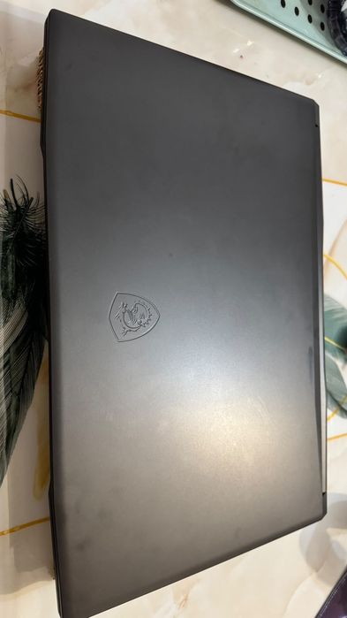 Игровой топовый ноутбук MSI!