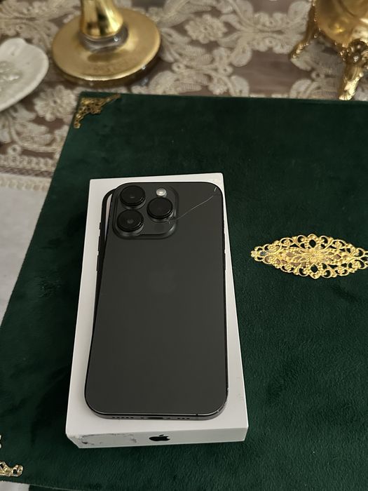 Продам Айфон 14про 256 гб