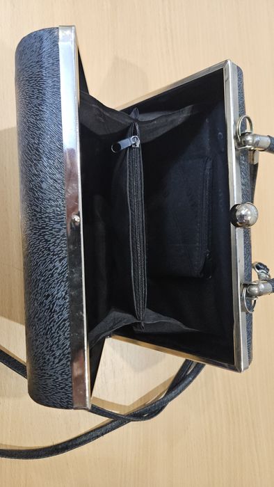 Продам клатч      .