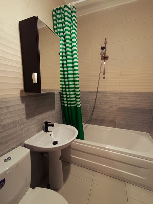 Aer condiționat loc parcare Netflix regim hotelier sector 6 militari