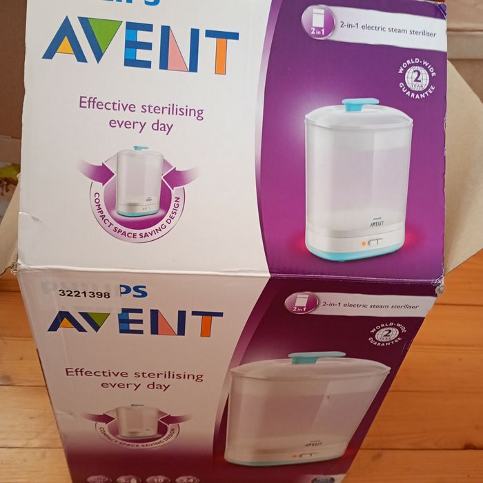 Бебешки стерилизатор Avent Filips