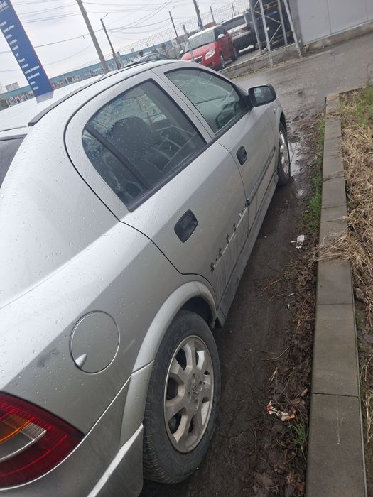 Vând Opel Astra G