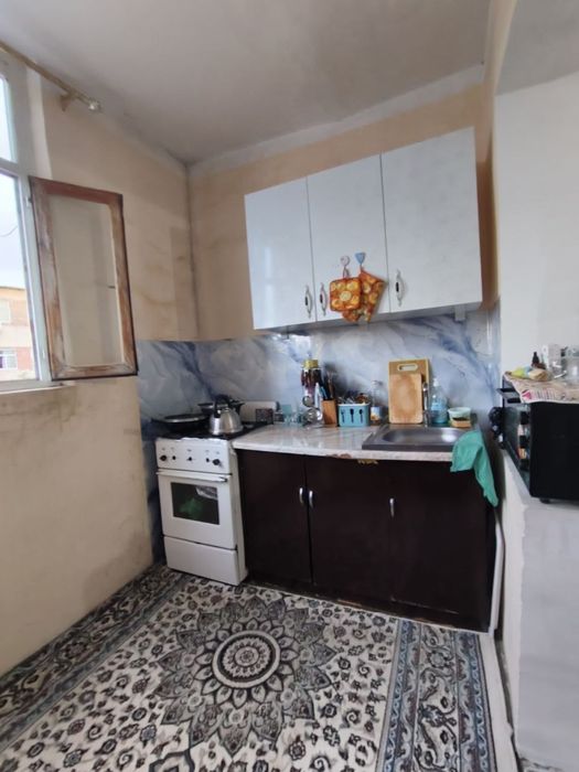 2 Xonali kvartira 58 kv.m sotiladi