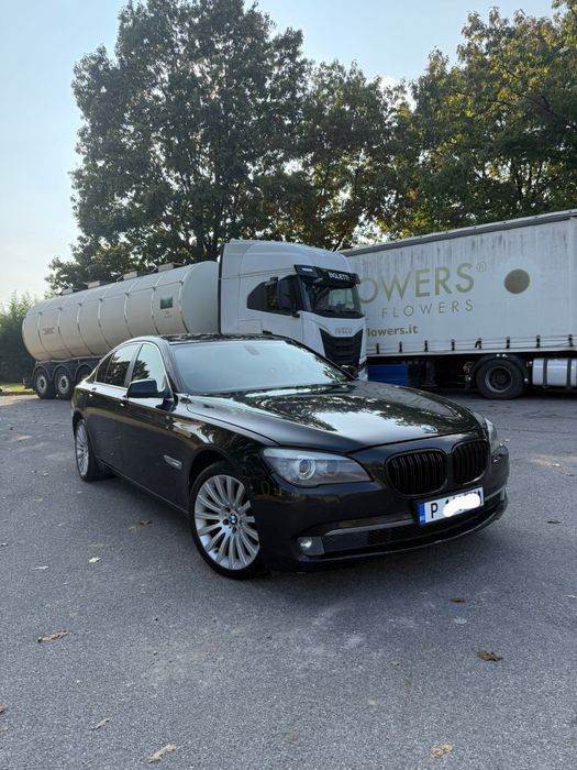 BMW Seria 7 2011 — imagine 1