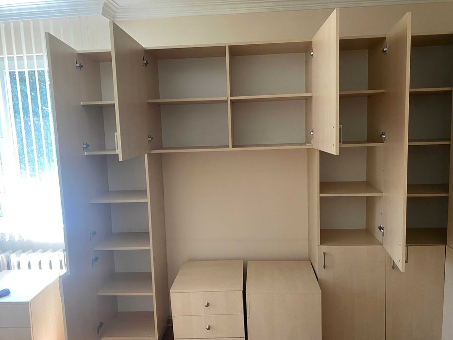 Офис мебели изключително запазени -20% при закупуване на всички