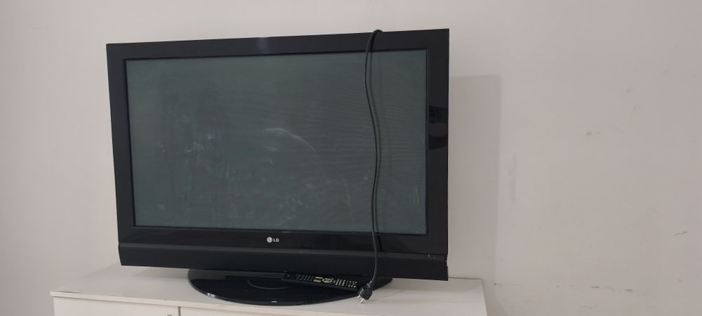 Продаю срочно мебель и технику б/у