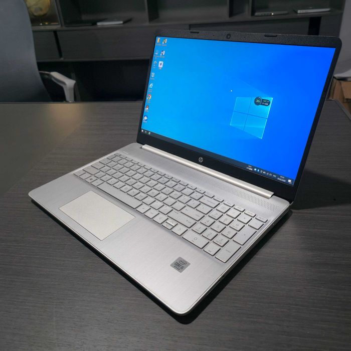HP Laptop 15t i5 SSD 256/8 GB