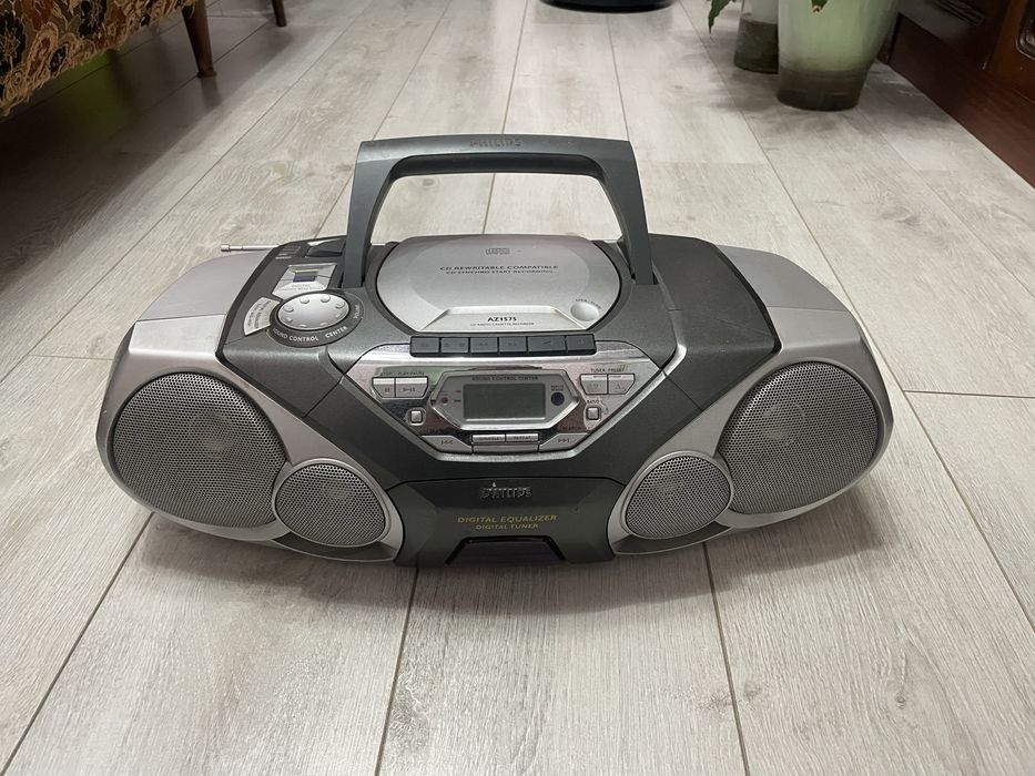 Музыкальный центр  boom box philips microlab буфер