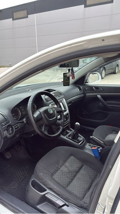 Skoda octavia 2 facelift