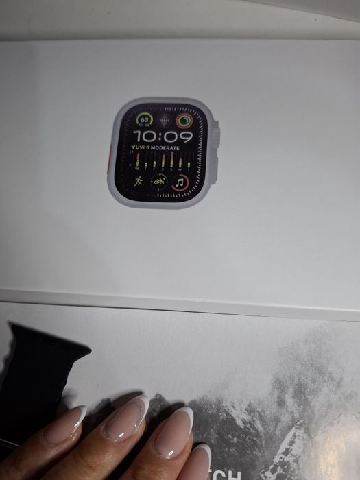 AppleWatch Ultra 2, 49 mm, Black Titanium + Black Ocean Band, varianta A2987.