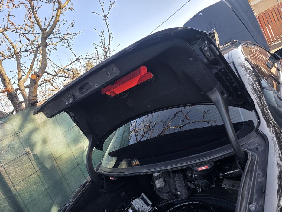 Заден капак за Mercedes W211 седан черен