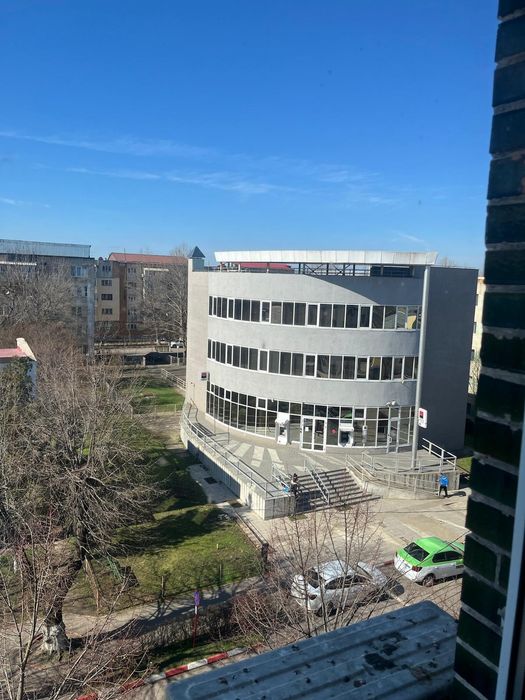 Vând apartament la etajul 4 in Zimnicea