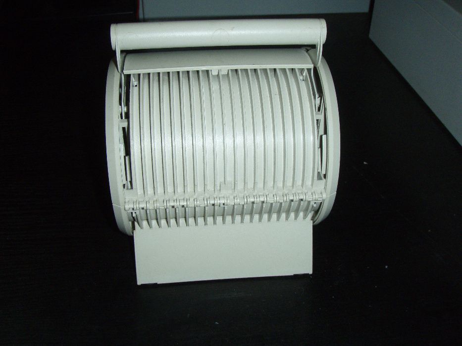 Organizator CD cu selector CD3 model 401