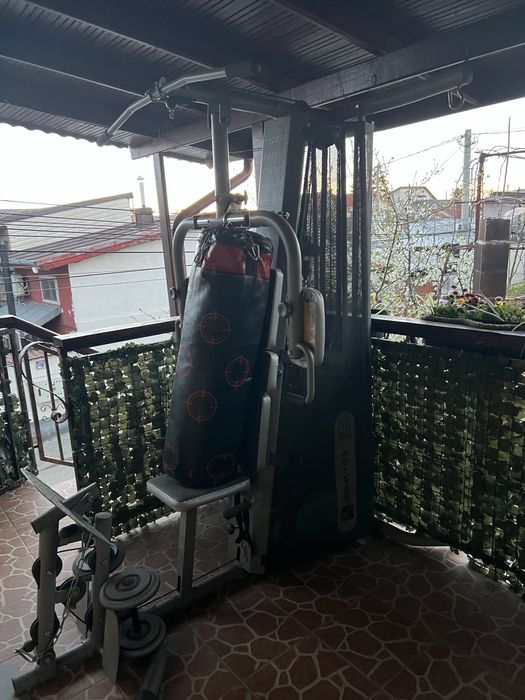 Aparat multifuncțional pentru fitness – ideal pentru antrenament acasă