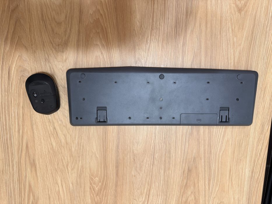 Vand tastatura si mouse Logitech K235
