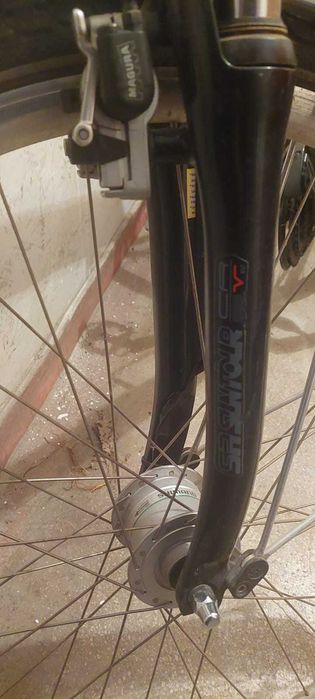 Bicicletă Trekking JH Concept "Manhattan" – Frâne Hidraulice, Echipare Shimano