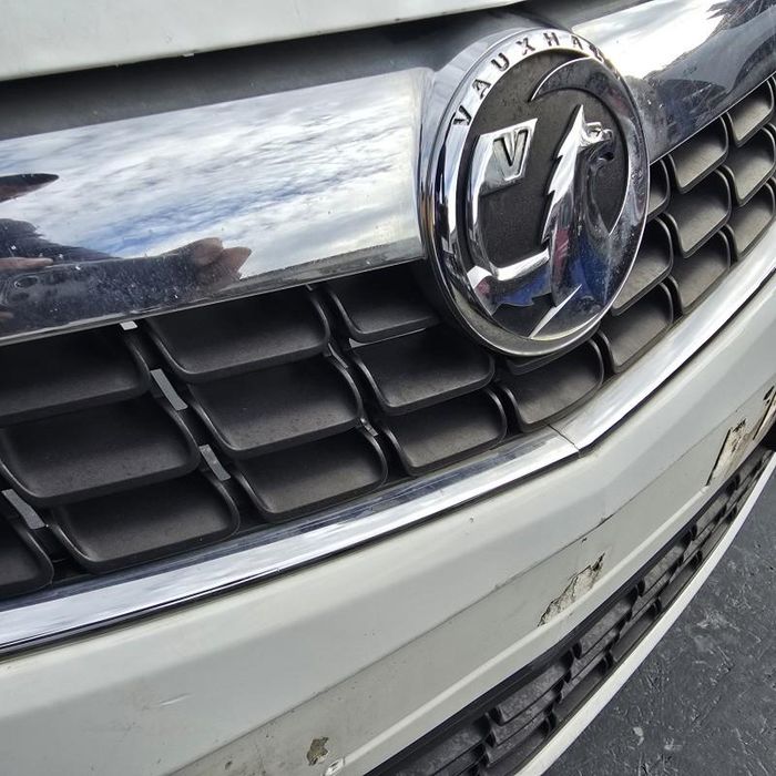 Bara fata completa cu senzori parcare Opel Astra J