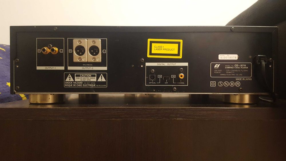 Продавам Sansui CD-X711