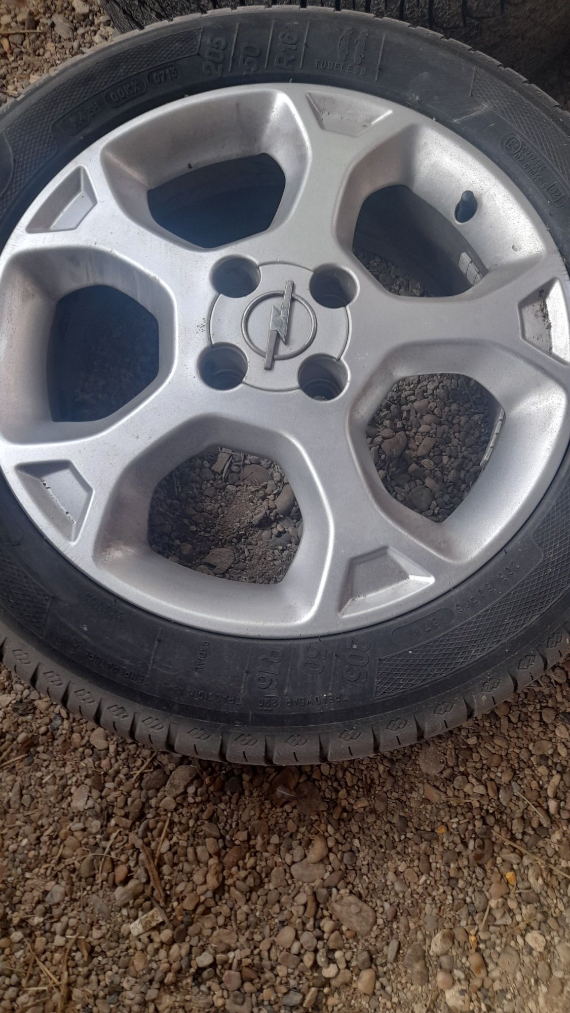 Jante Opel 16" 4x100 Scornicesti • OLX.ro
