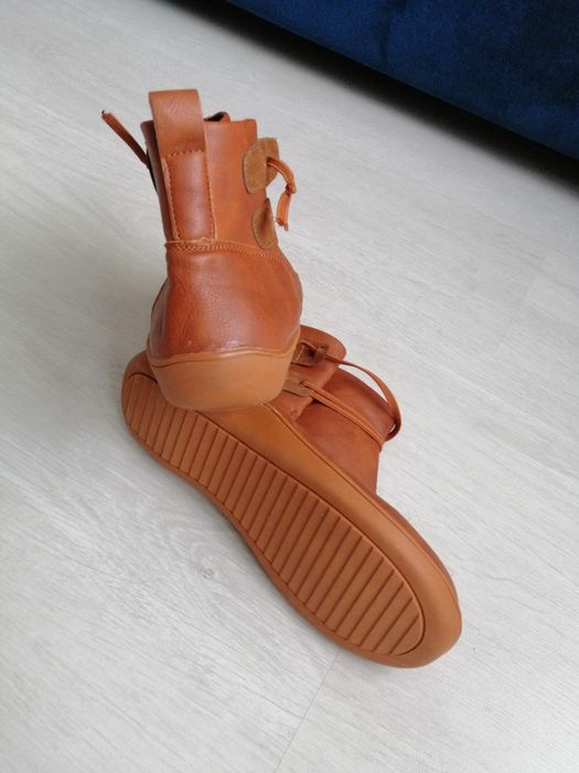 Vând mocasini dama piele naturala mărimea 37