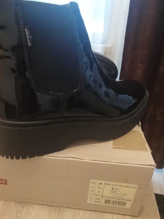 Нови боти LEVI'S