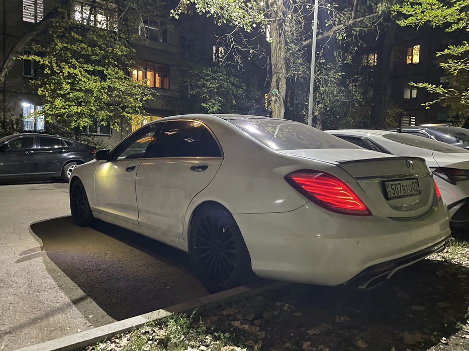 Мерседес в кузове W222