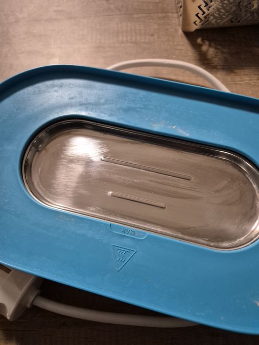 Стерилизатор Avent на две нива
Използван е 3 месеца и е в отлично със