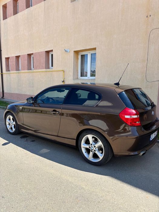 BMW Seria 1 2011 — imagine 2