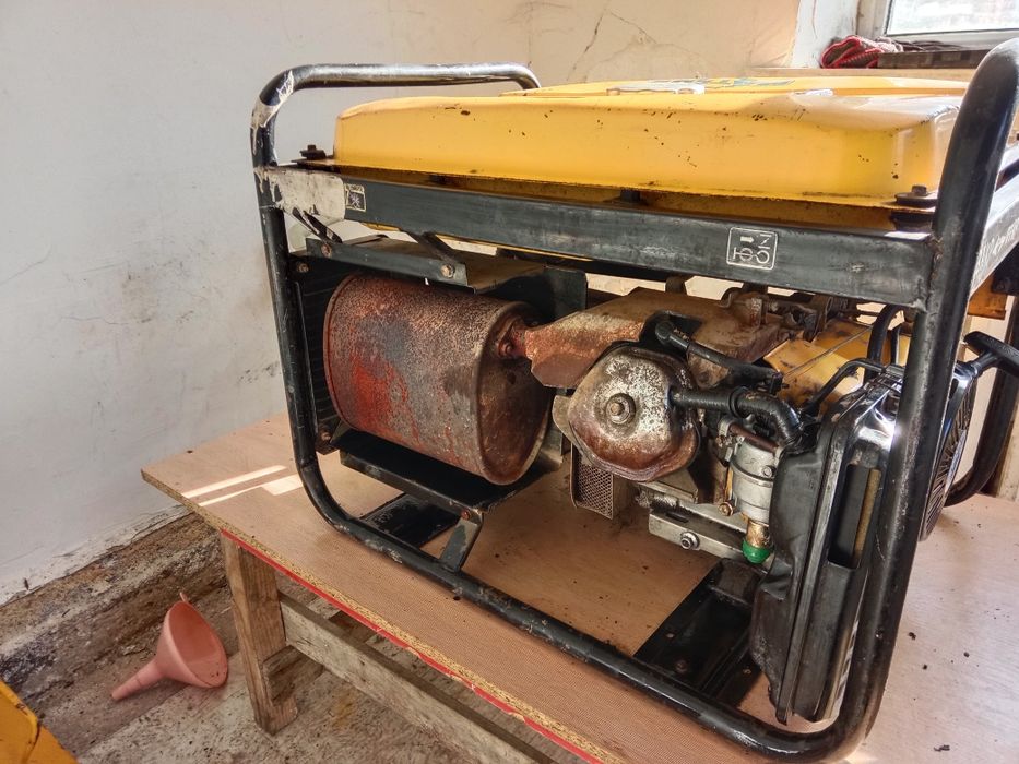 Генератор бензиновый