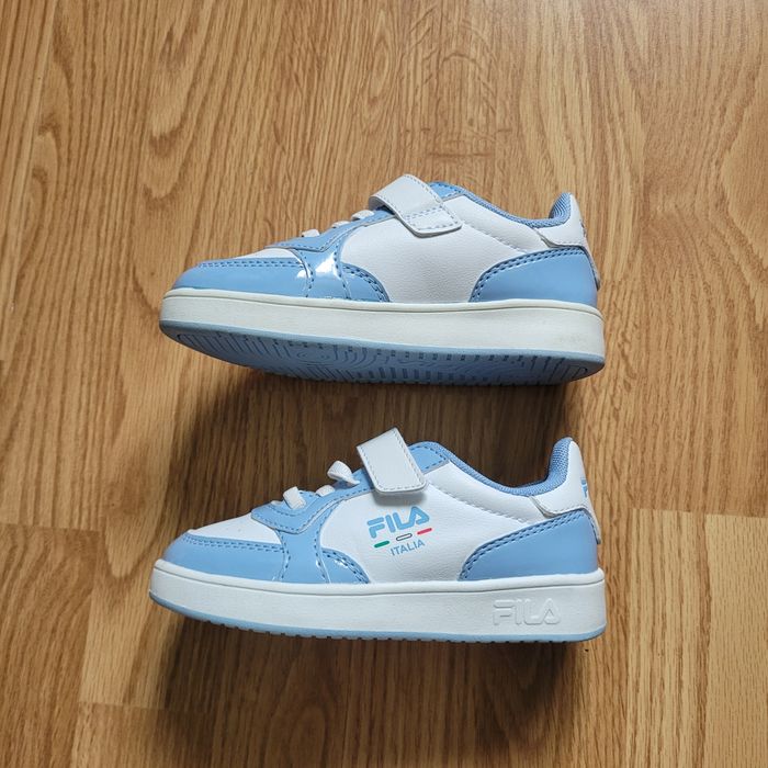 Adidasi FILA fetite