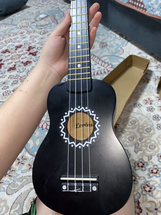 Укулеле,срочно продается