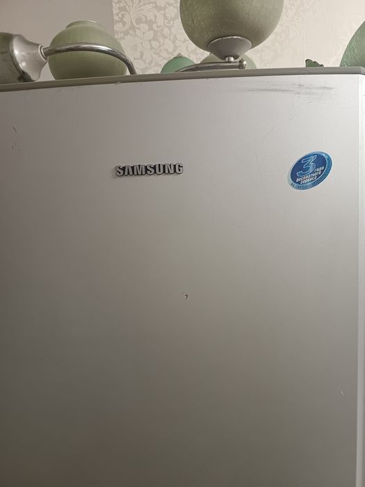 Холодильник Самсунг б/у
