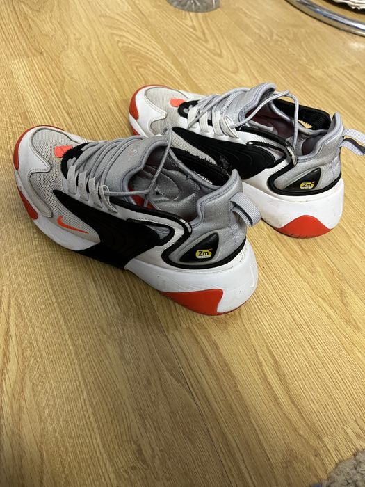 Vand adidasi Nike zoom