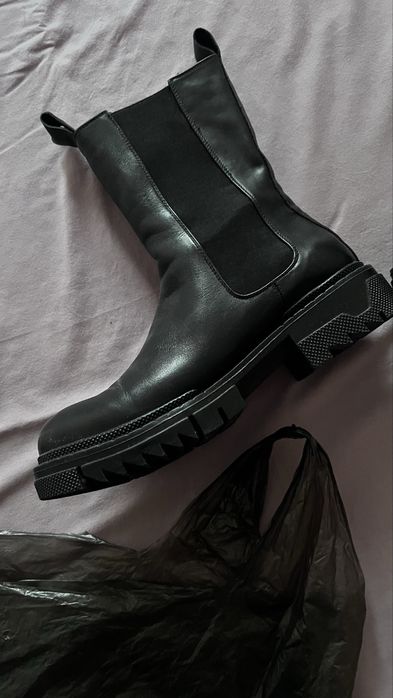 Сапожки челси,кожаные!