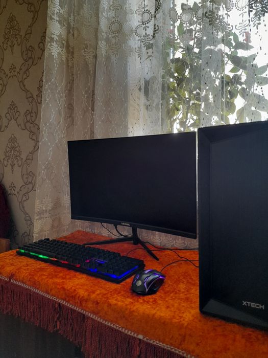 X tech game kampyuter